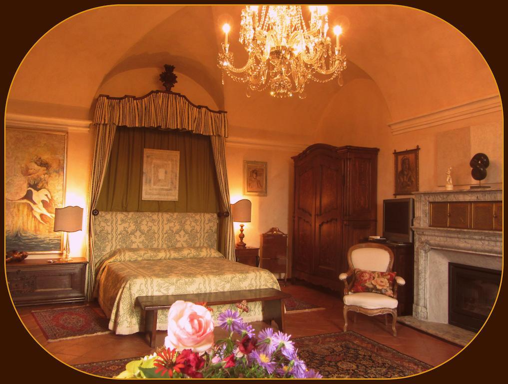 Bed and Breakfast Castello Di Strambinello Zimmer foto