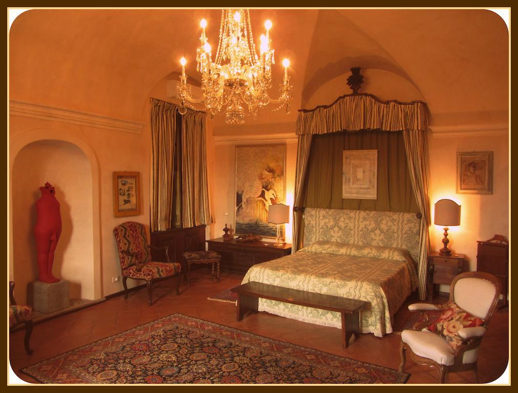 Bed and Breakfast Castello Di Strambinello Zimmer foto